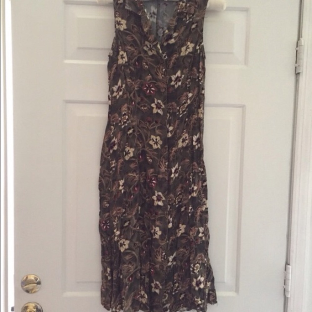 Floral Sleeveless Dress